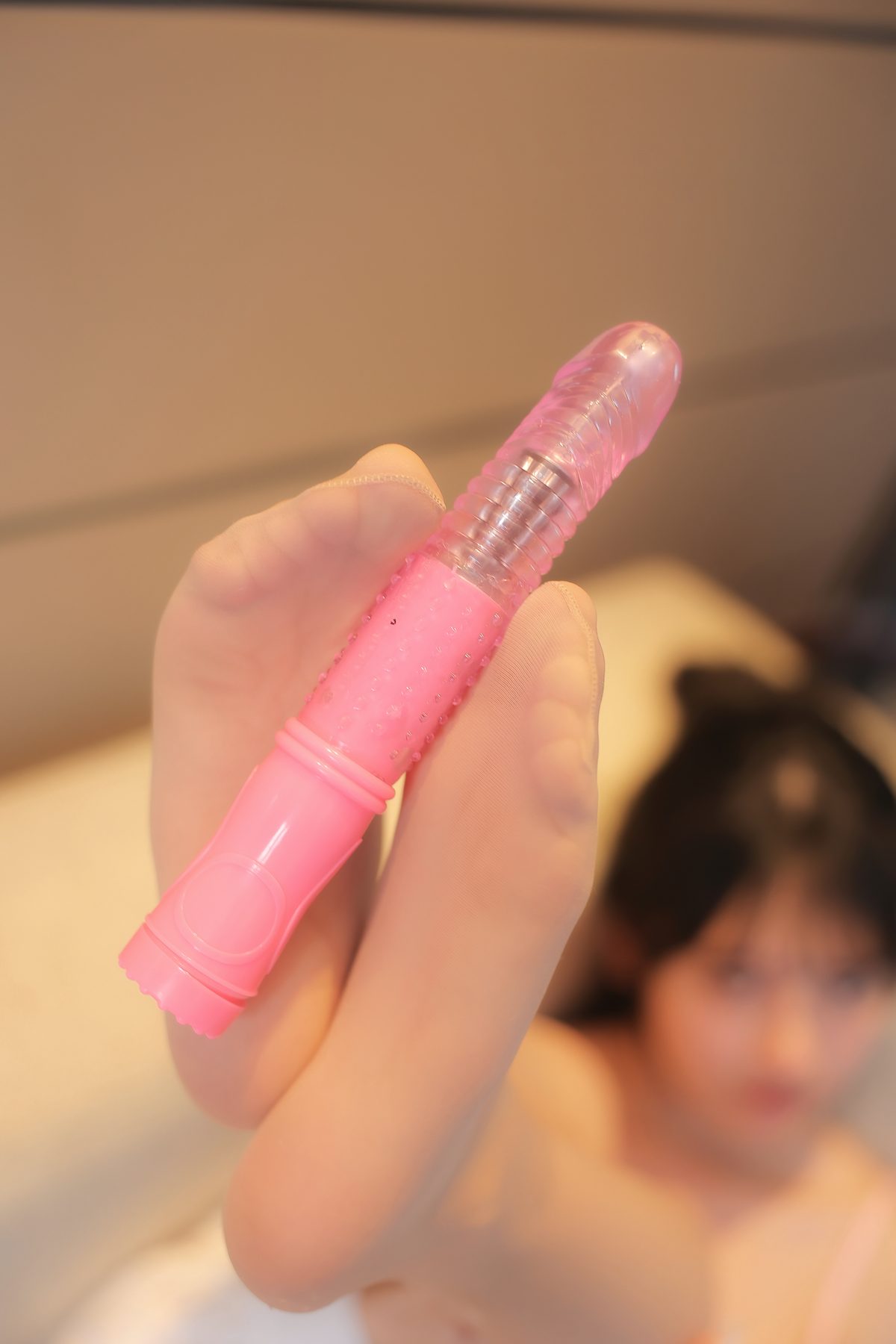 播放少妇老师寂寞难耐高潮